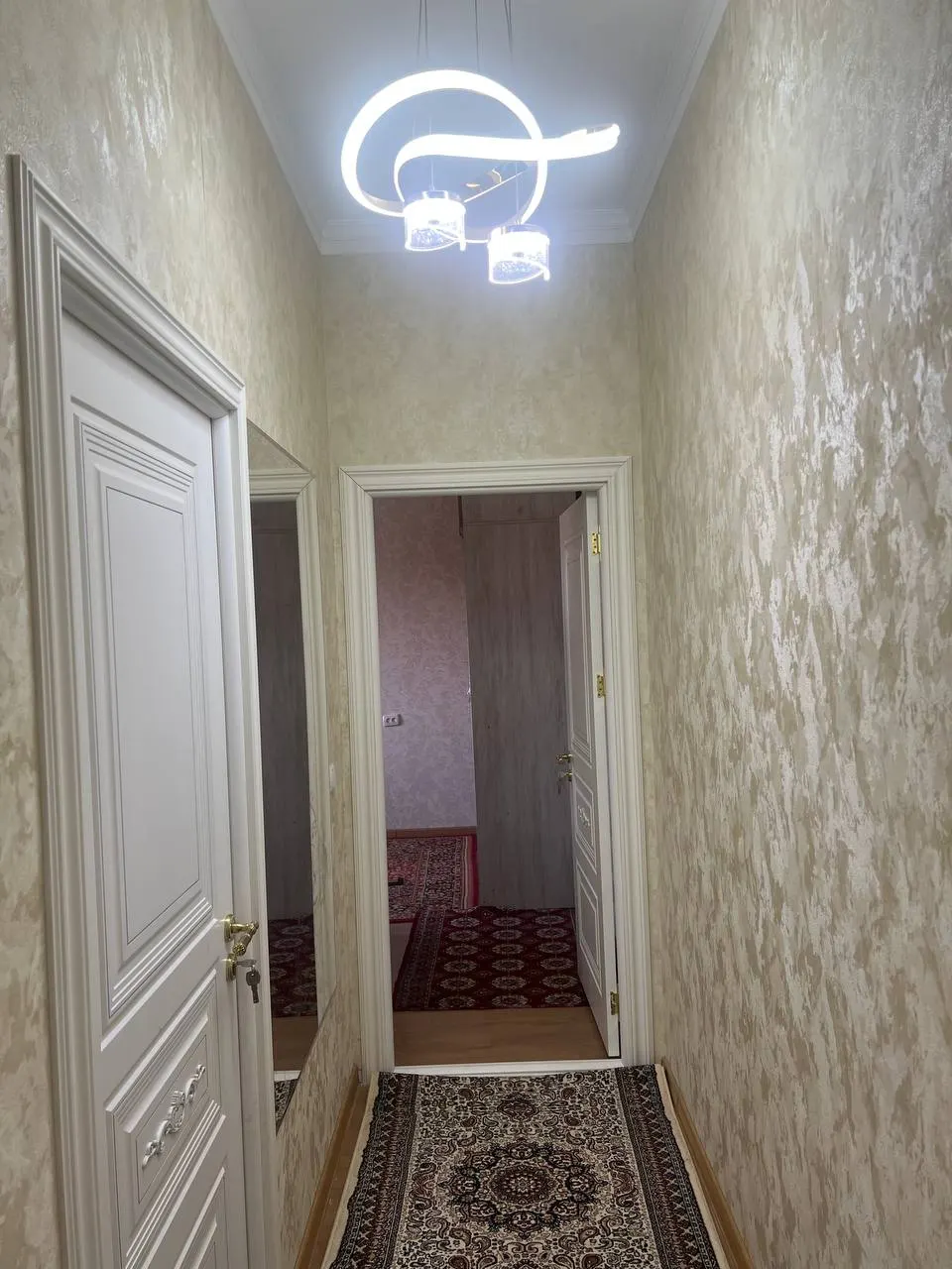 Продаётся 4-комнатная квартира, 94 м², 8/9 этаж — Чиланзарский район