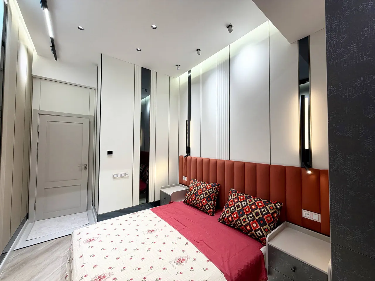 Сотилади 2 хонали квартира, 46 м², 7/9 қават — Мирзо Улуғбек тумани
