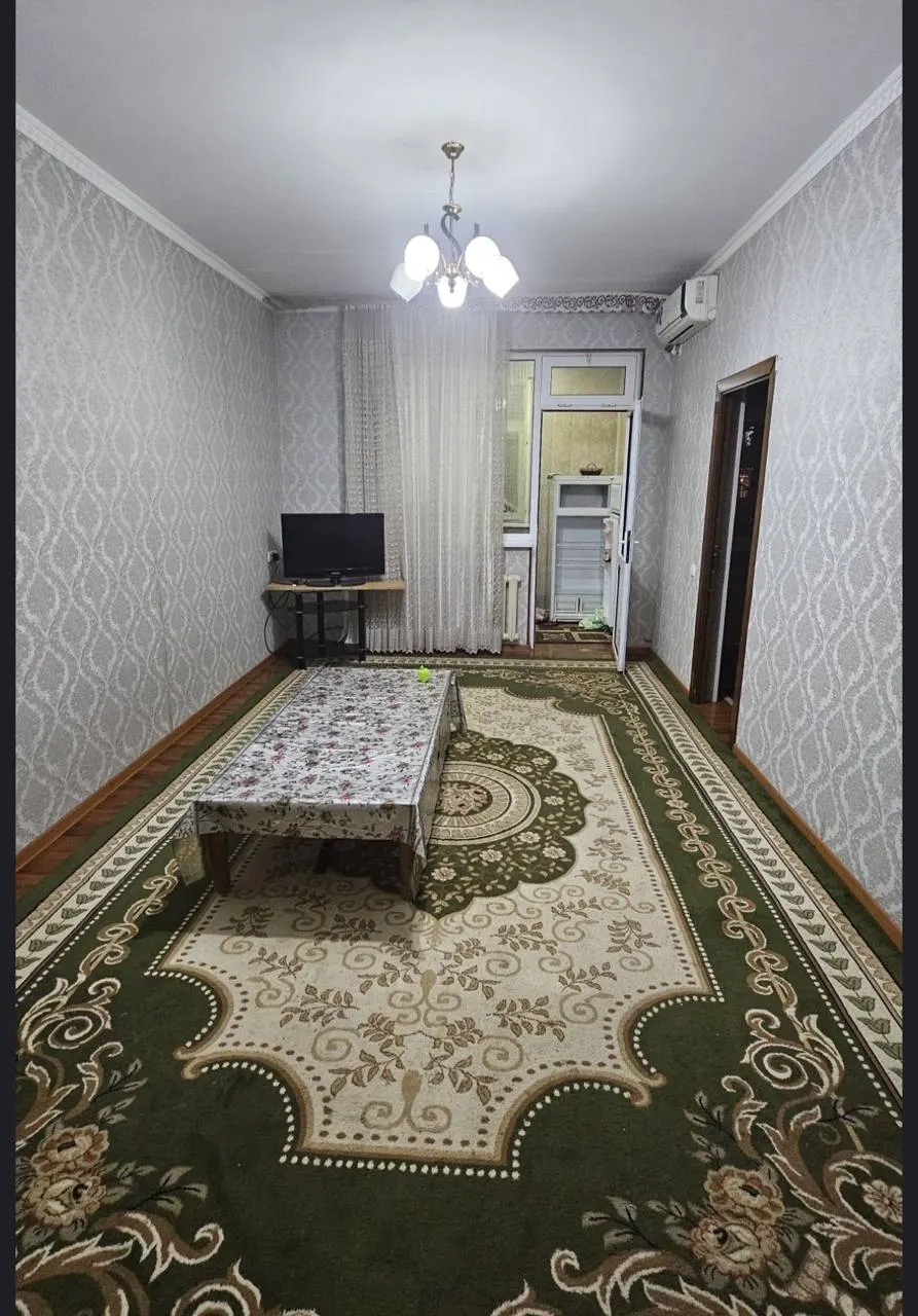 Сдаётся 2-комнатная квартира, 45 м², 1/5 этаж — Алмазарский район