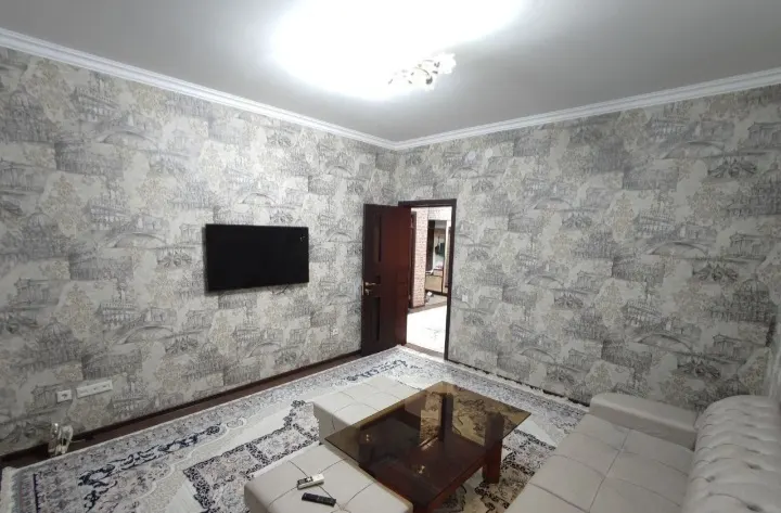 Ijaraga beriladi 5 xonali kvartira, 160 m², 1/8 qavat — Mirobod tumani