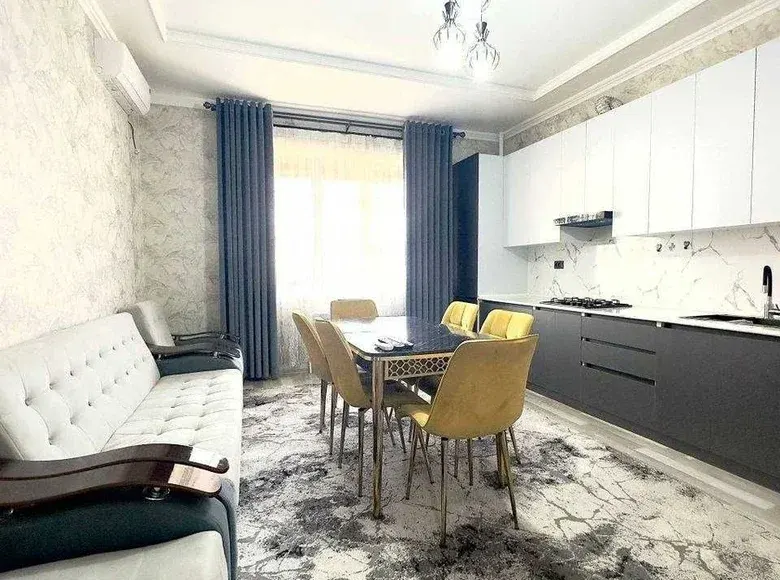Sotiladi 2 xonali kvartira, 55 m², 9/10 qavat — Yakkasaroy tumani