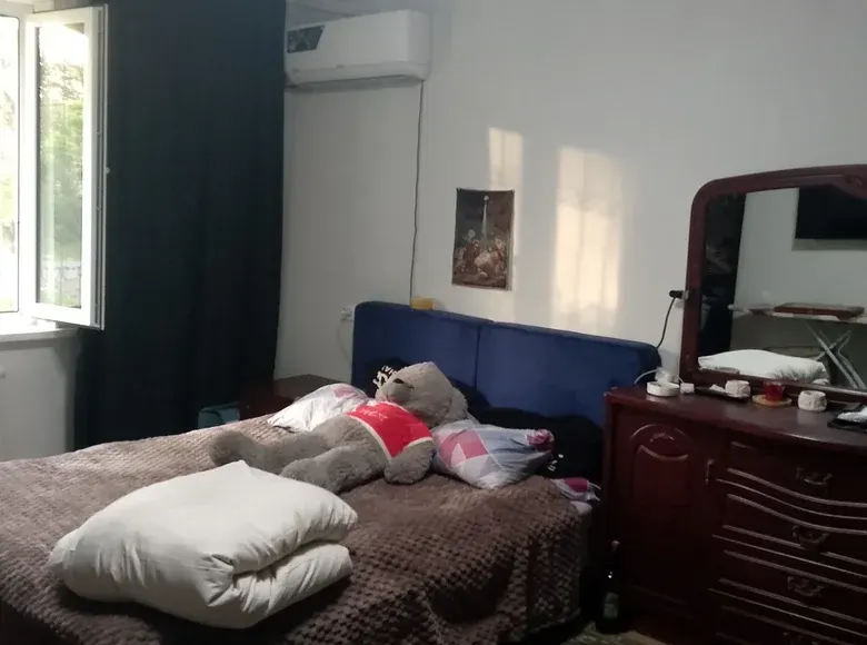 Sotiladi 4 xonali kvartira, 80 m², 1/2 qavat — Mirobod tumani