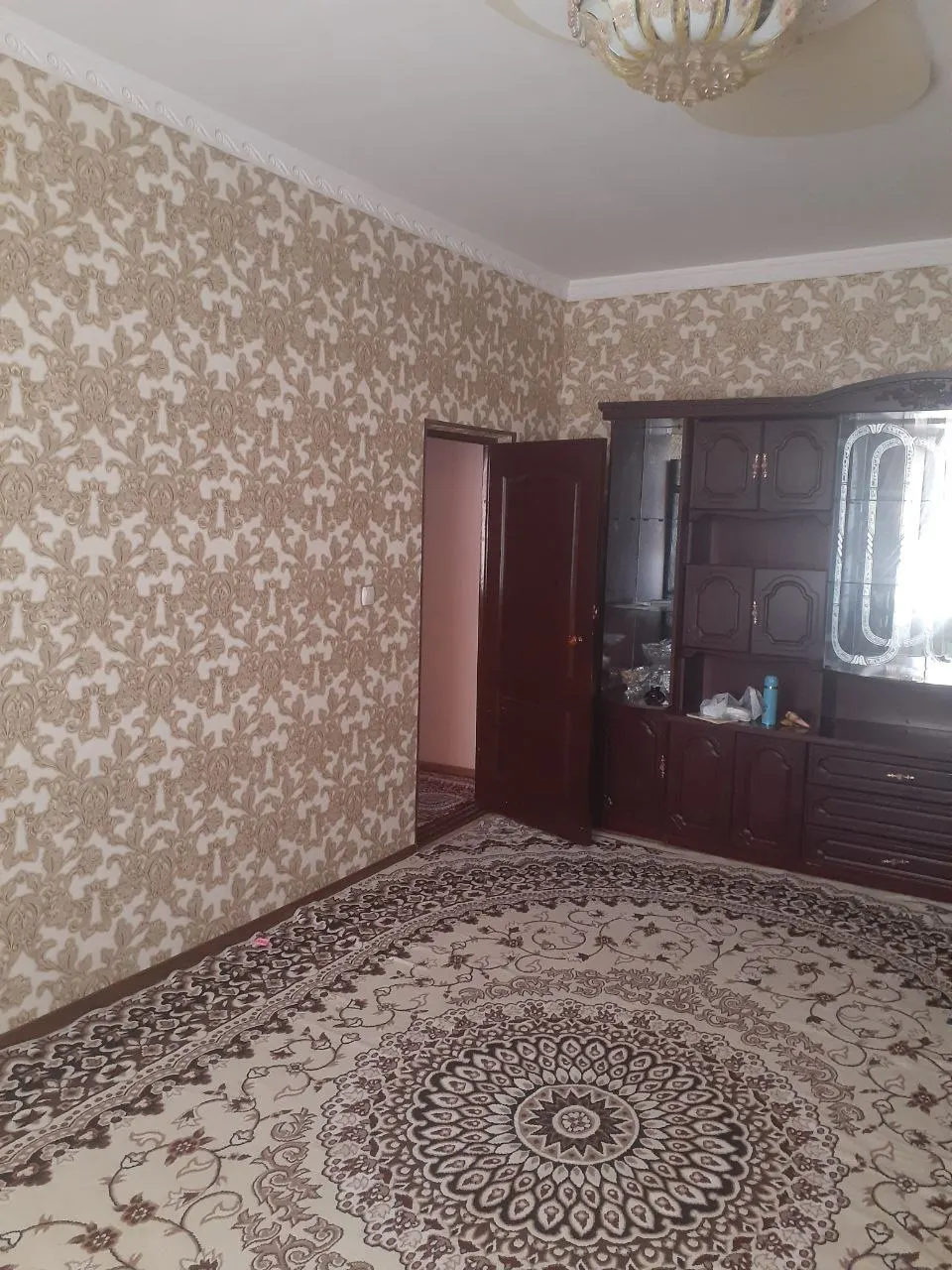 Sotiladi 2 xonali kvartira, 55 m², 2/4 qavat — Qarshi shahri