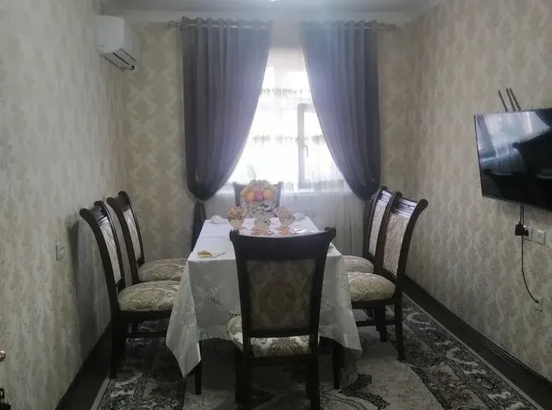 Сотилади 3 хонали квартира, 60 м², 4/7 қават — Янгиҳаёт тумани