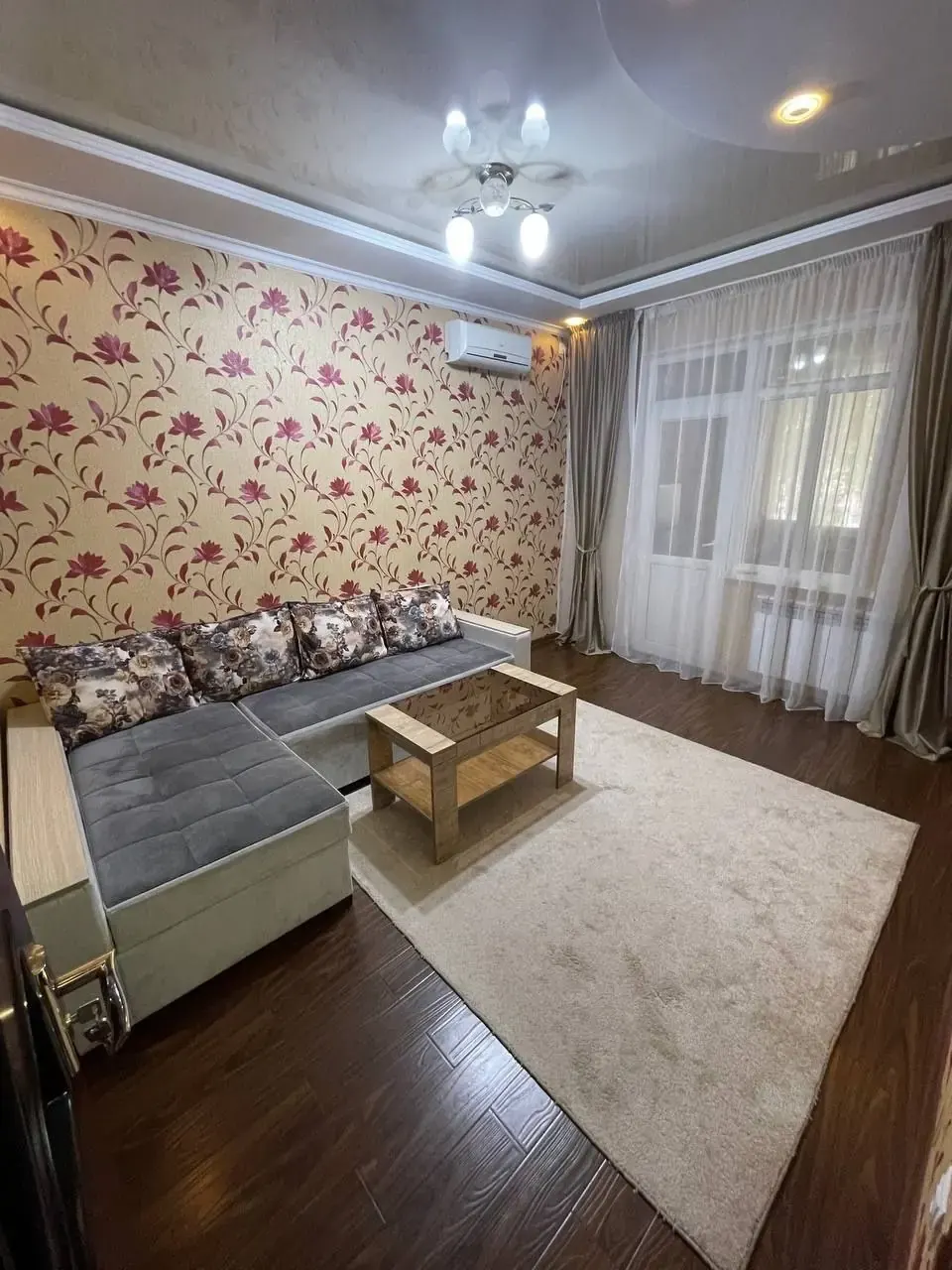 Ижарага берилади 2 хонали квартира, 53 м², 1/5 қават — Чилонзор тумани