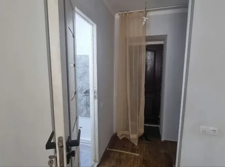 Продаётся 1-комнатная квартира, 20 м², 1/4 этаж — Яккасарайский район