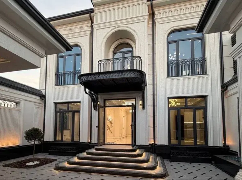 Сотилади 6 хонали ҳовли уй, 3 сотих, 400 м² — Юнусобод тумани