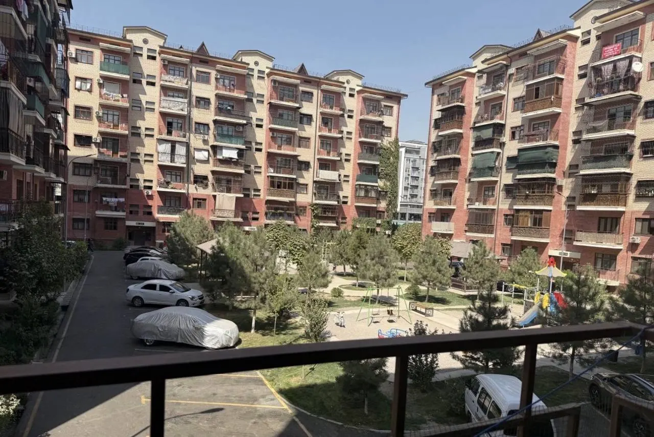 Sotiladi 6 xonali kvartira, 79 m², 2/7 qavat — Yashnobod tumani