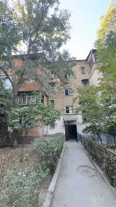 Продаётся 1-комнатная квартира, 30 м², 4/4 этаж — Чиланзарский район