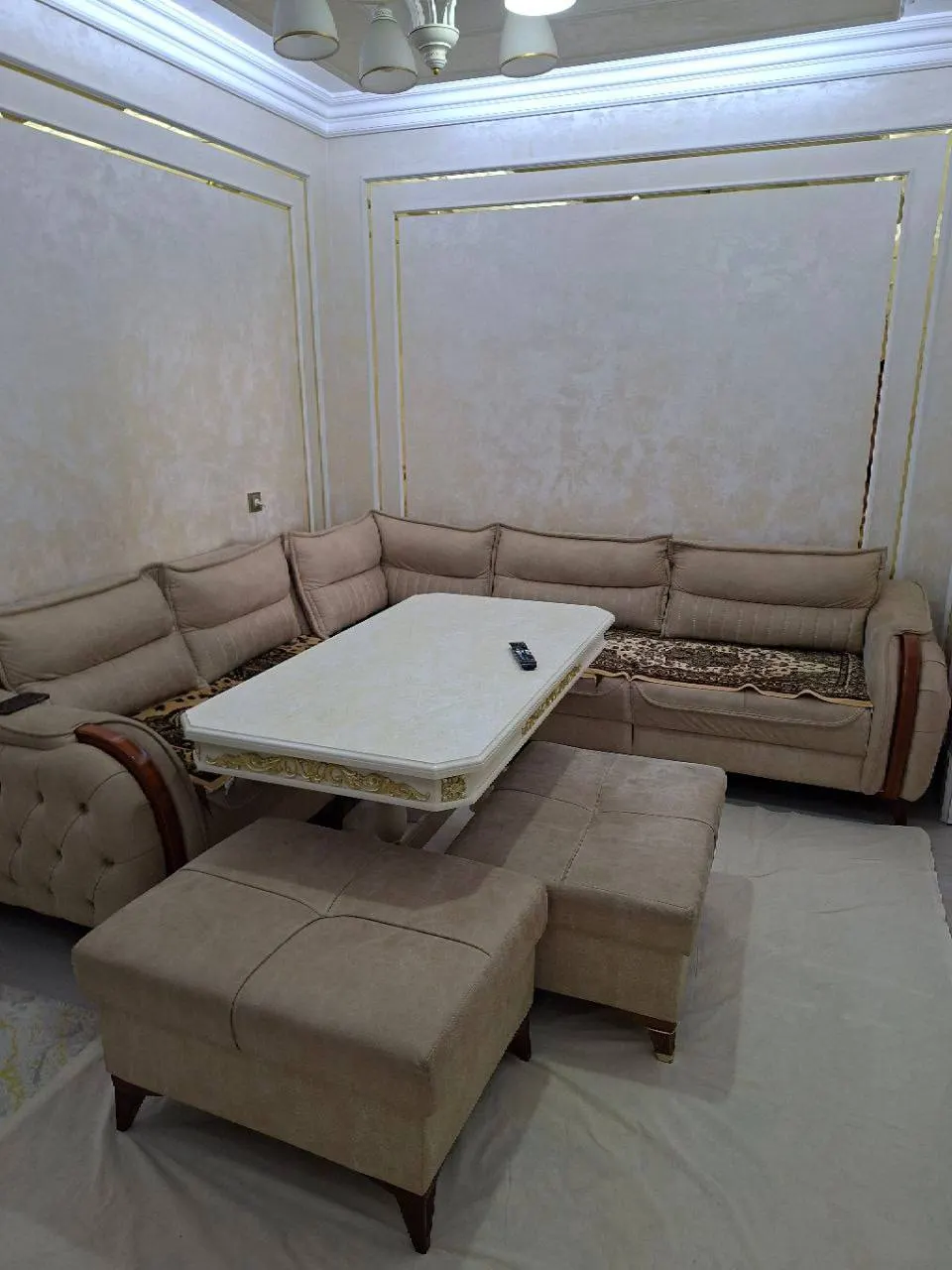 Sotiladi 2 xonali kvartira, 56 m², 3/10 qavat — Yangihayot tumani