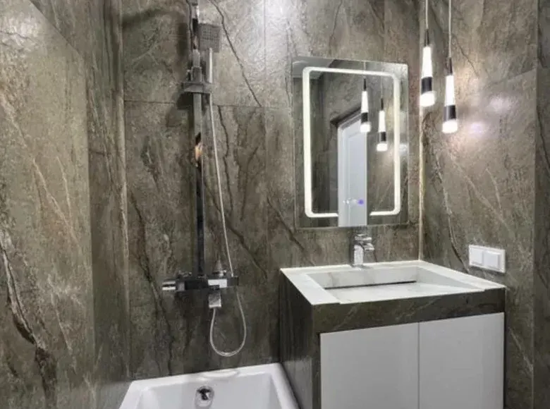 Сотилади 3 хонали квартира, 75 м², 8/12 қават — Мирзо Улуғбек тумани