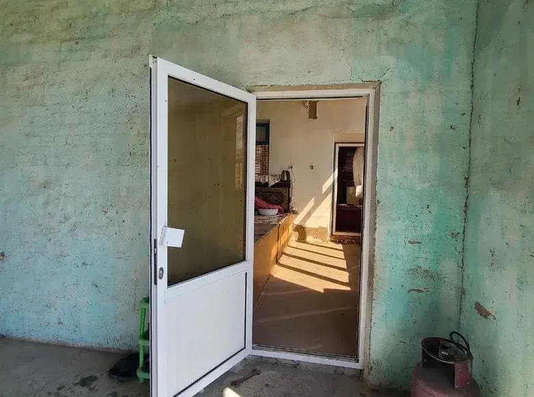 Sotiladi yer uchastkasi — Ishtixon tumani