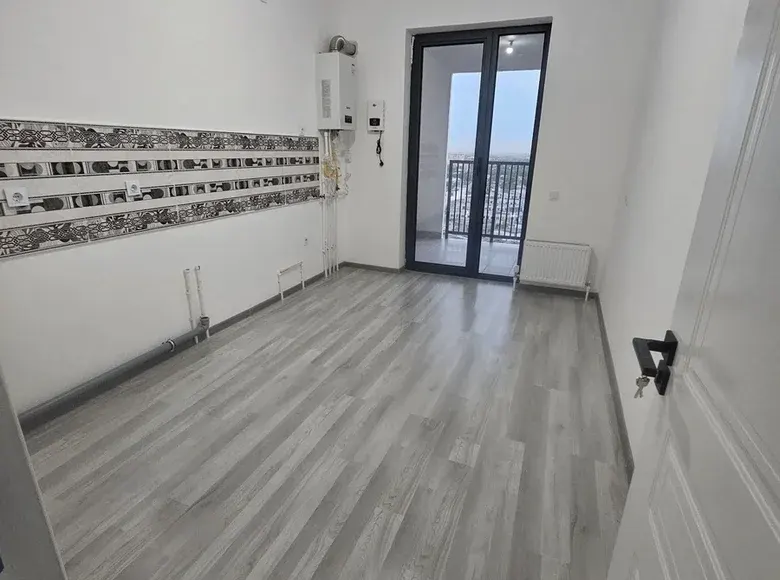 Sotiladi 3 xonali kvartira, 75 m², 15/16 qavat — Mirobod tumani