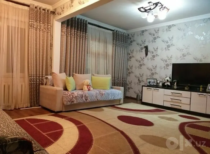 Сотилади 4 хонали квартира, 91 м², 5/5 қават — Мирзо Улуғбек тумани