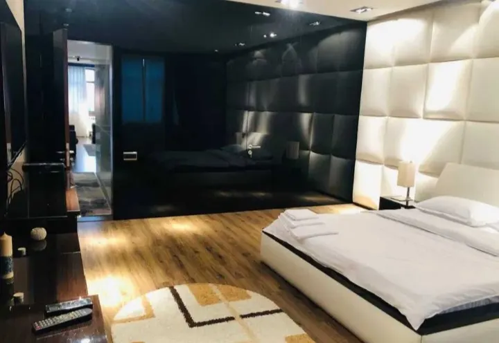 Продаётся 3-комнатная квартира, 174 м², 1/5 этаж — Мирабадский район