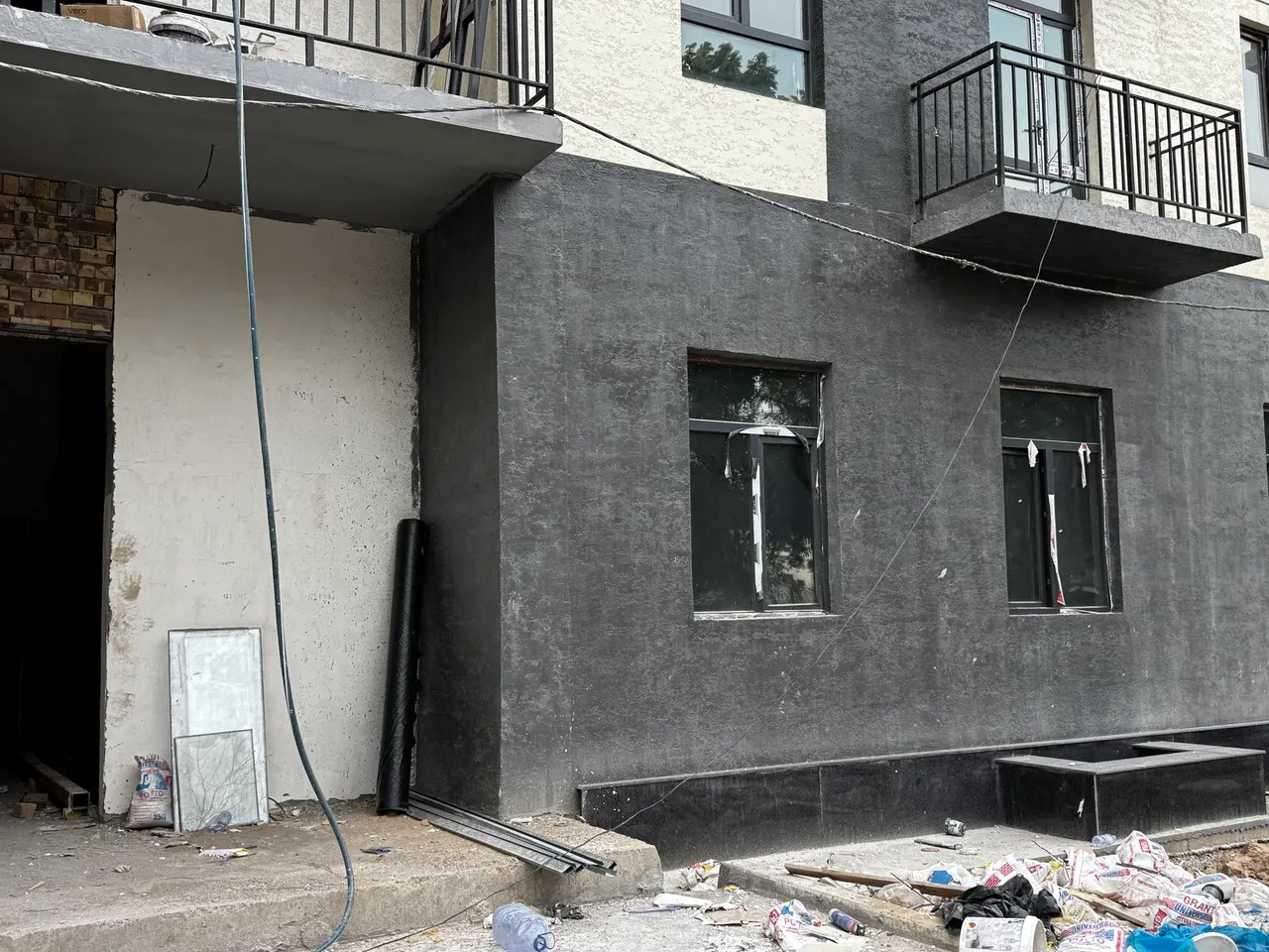 Продаётся 1-комнатная квартира, 200 м², 1/11 этаж — Алмазарский район