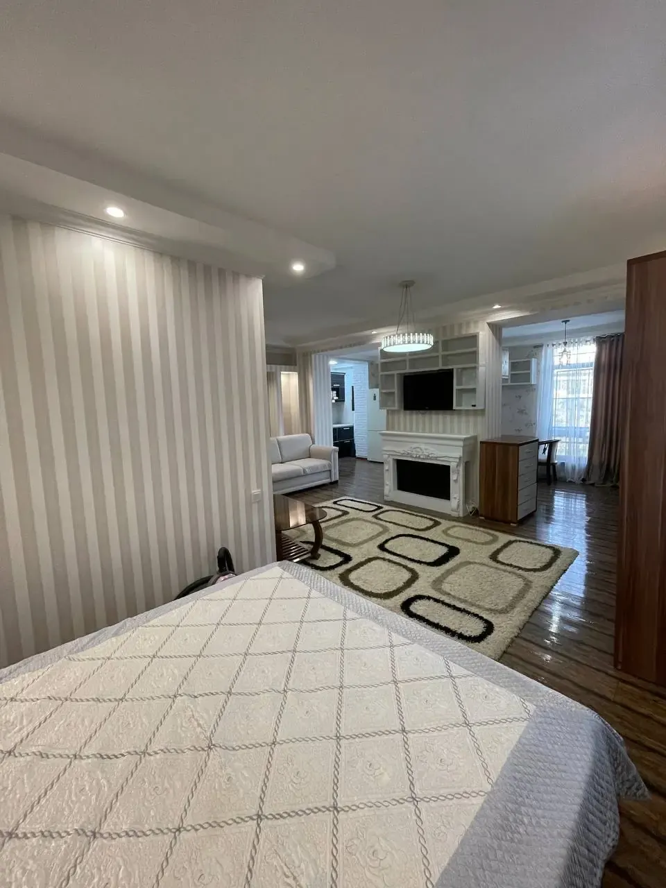 Сдаётся 1-комнатная квартира, 50 м², 4/4 этаж — Мирзо-Улугбекский район