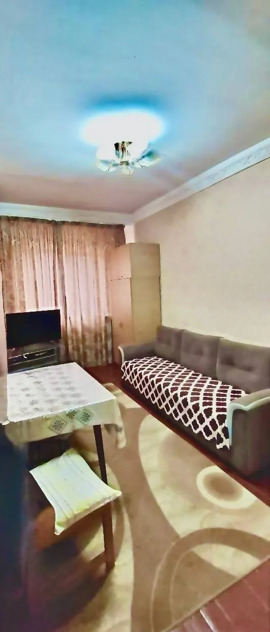 Продаётся 1-комнатная квартира, 39 м², 4/4 этаж — Бектемирский район