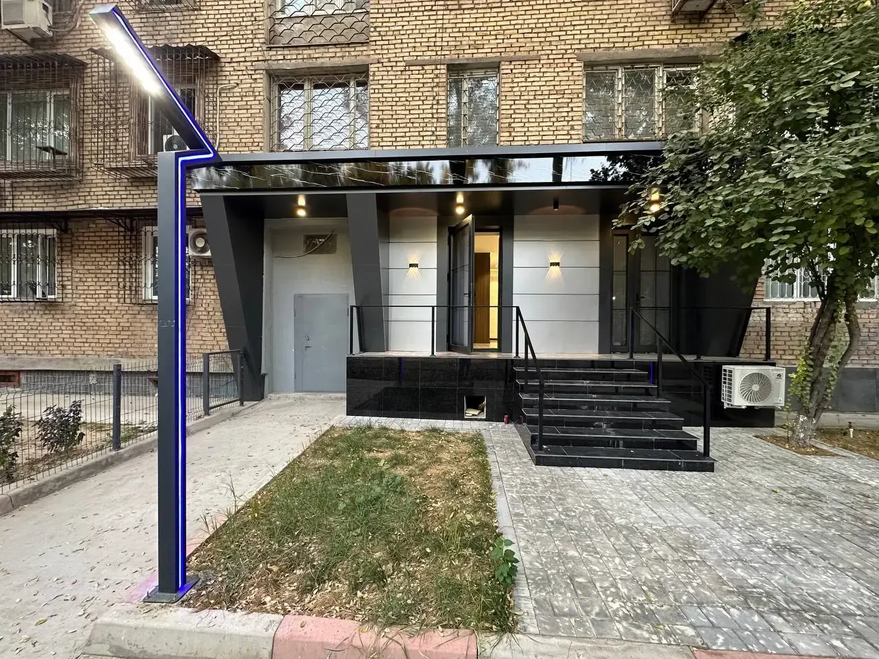 Ijaraga beriladi ofis, 100 m², 1/4 qavat — Mirzo Ulugʻbek tumani