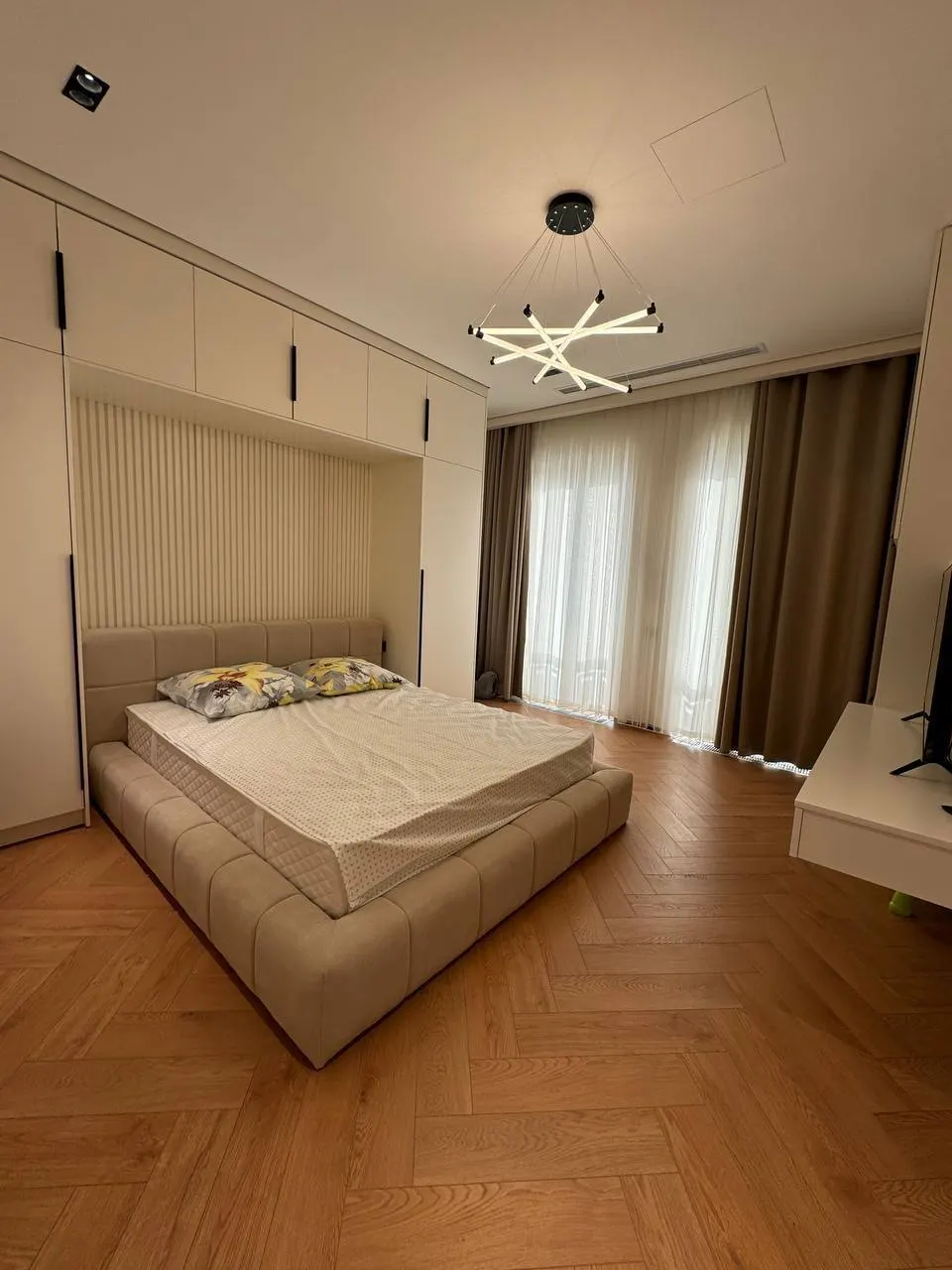 Ijaraga beriladi 2 xonali kvartira, 63 m², 8/12 qavat — Yakkasaroy tumani