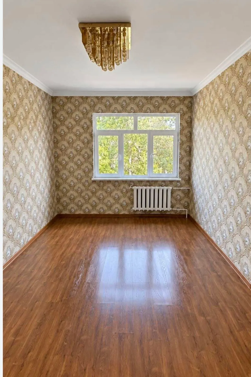 Продаётся 4-комнатная квартира, 80 м², 4/4 этаж — Чиланзарский район
