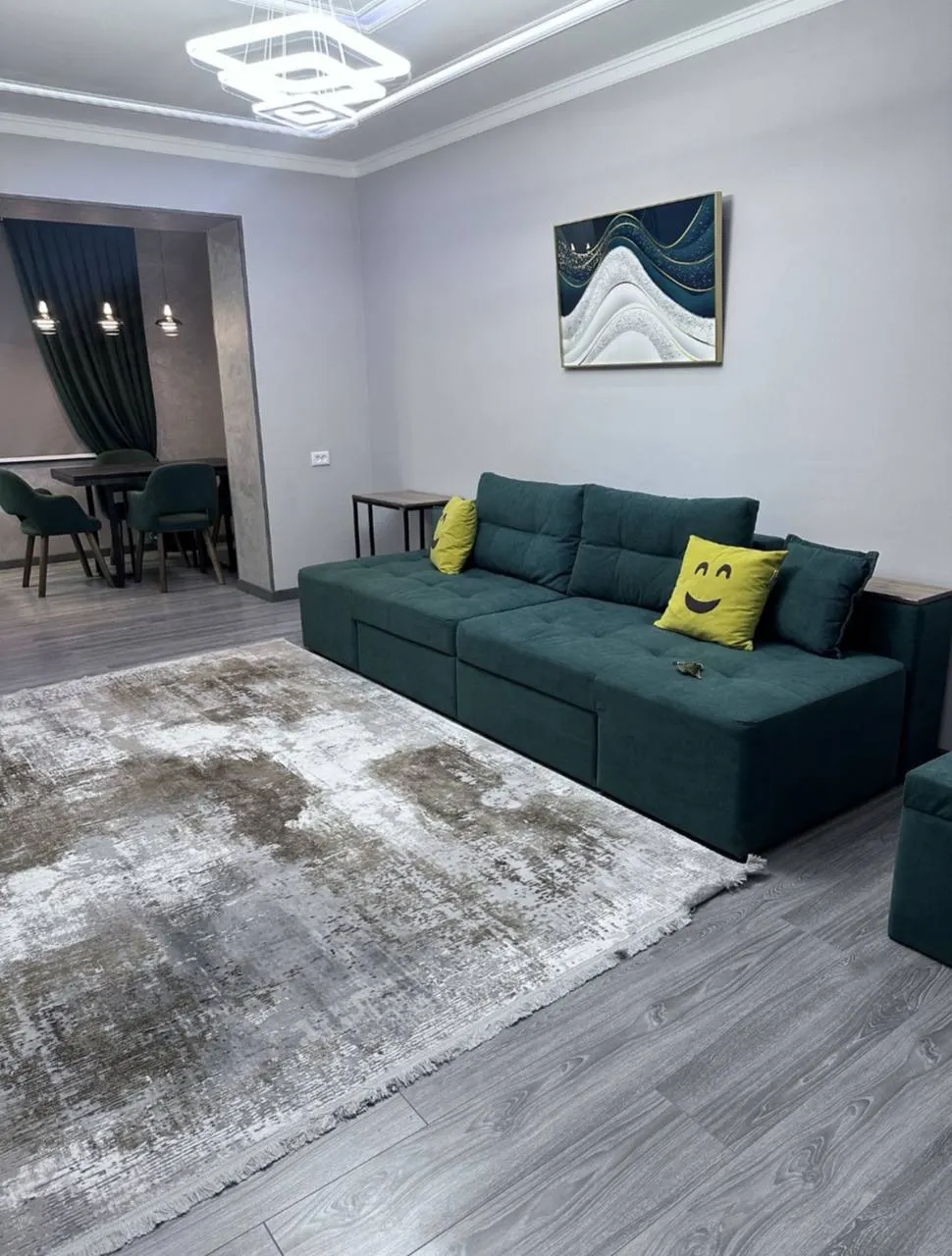 Ижарага берилади 2 хонали квартира, 52 м², 1/3 қават — Яккасарой тумани
