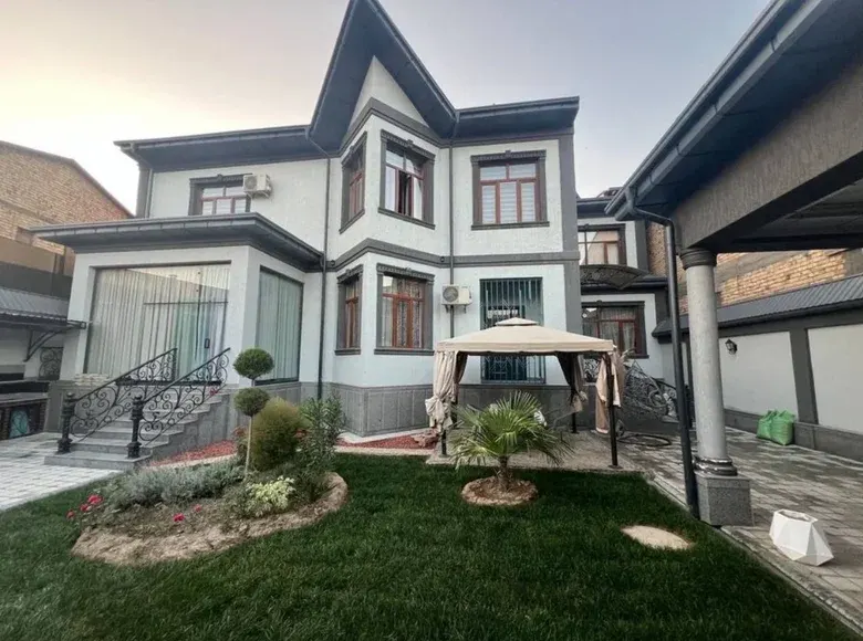 Сотилади 7 хонали ҳовли уй, 4.2 сотих, 420 м² — Мирзо Улуғбек тумани