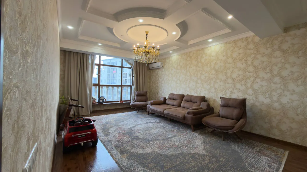 Sotiladi 4 xonali kvartira, 136,8 m², 6/7 qavat — Olmazor tumani