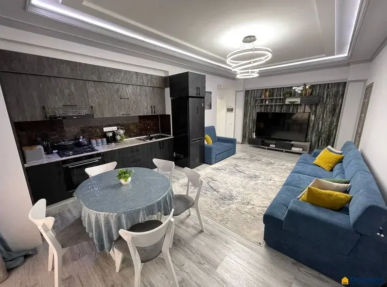 Sotiladi 2 xonali kvartira, 60 m², 7/9 qavat — Yakkasaroy tumani