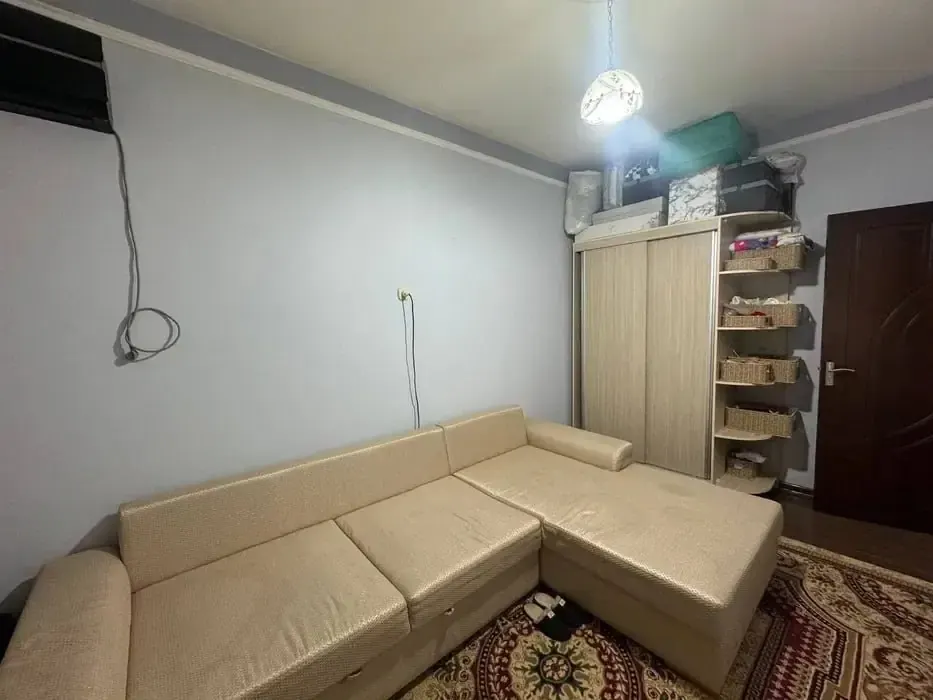 Sotiladi 4 xonali kvartira, 80 m², 4/4 qavat — Yunusobod tumani