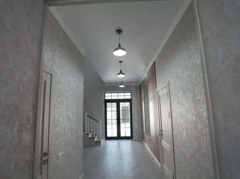 Сотилади 5 хонали ҳовли уй, 3.8 сотих, 380 м² — Бектемир тумани
