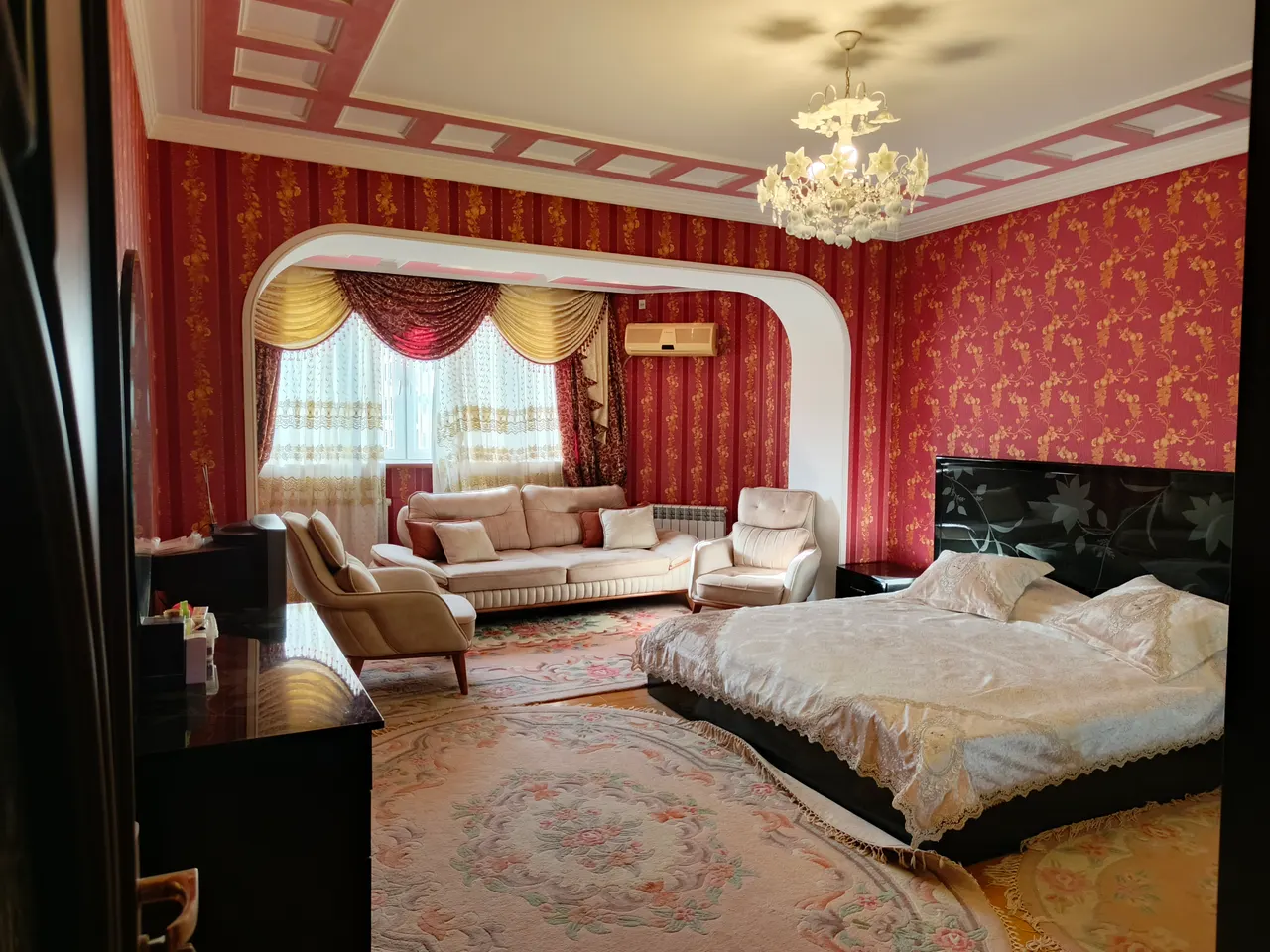 Продаётся 4-комнатная квартира, 120 м², 4/4 этаж — Чиланзарский район