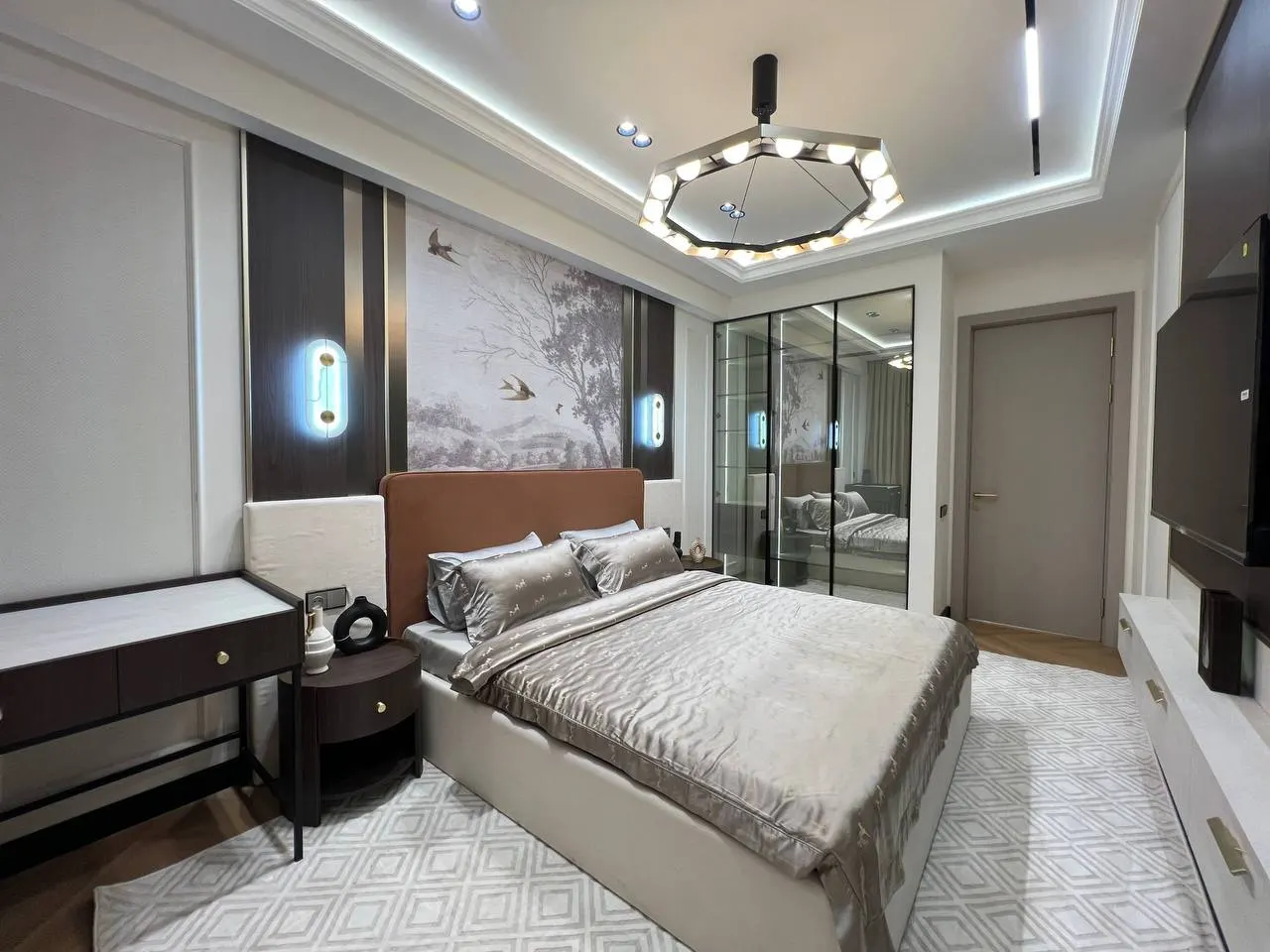 Продаётся 4-комнатная квартира, 118 м², 2/12 этаж — Яккасарайский район
