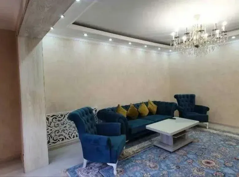 Сдаётся 2-комнатная квартира, 75 м², 3/9 этаж — Мирзо-Улугбекский район