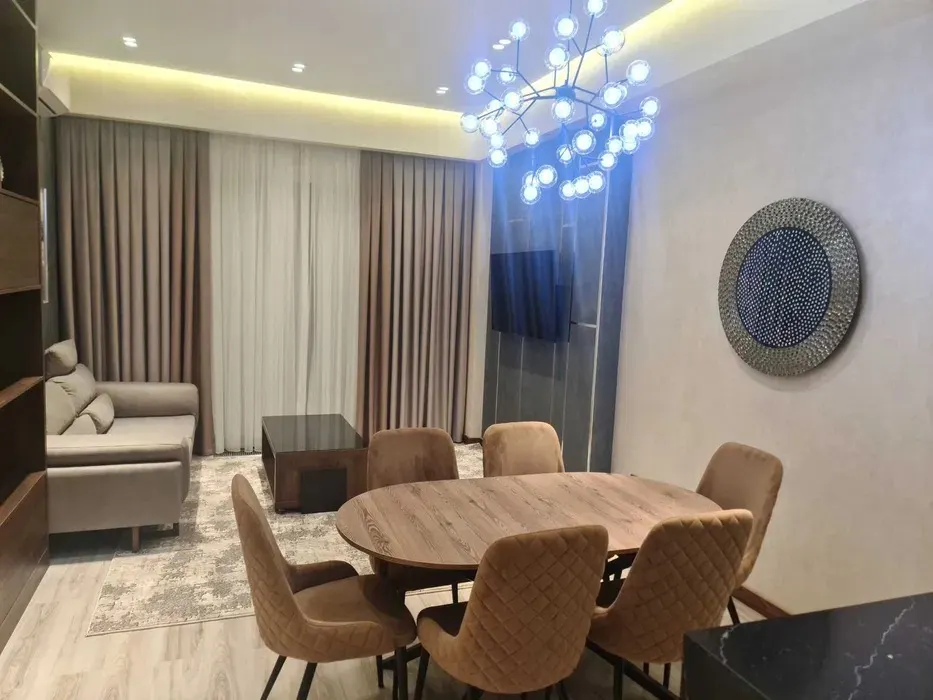 Сдаётся 3-комнатная квартира, 90 м², 3/6 этаж — Мирабадский район