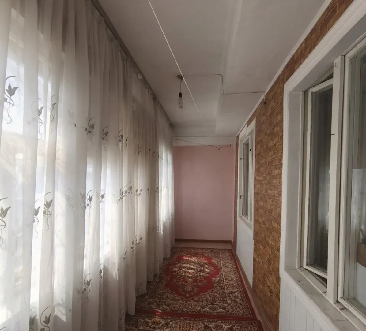 Сотилади 2 хонали квартира, 80 м², 4/9 қават — Навоий шаҳри