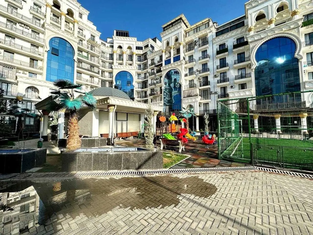 Sotiladi 2 xonali kvartira, 70 m², 4/10 qavat — Shayxontohur tumani