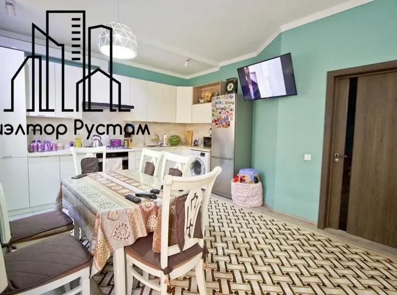 Сотилади 3 хонали квартира, 105 м², 1/4 қават — Мирзо Улуғбек тумани