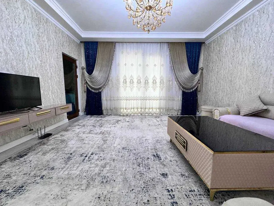Сдаётся 2-комнатная квартира, 84 м², 2/9 этаж — Яккасарайский район
