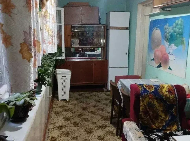 Сотилади 4 хонали квартира, 90 м², 1/5 қават — Юнусобод тумани
