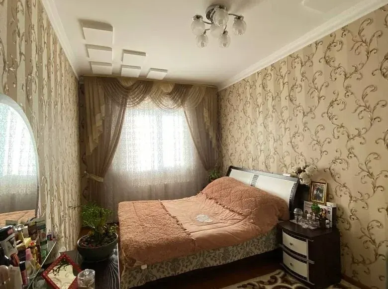Сотилади 3 хонали квартира, 95 м², 9/9 қават — Миробод тумани