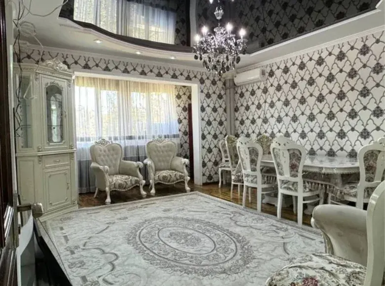 Сотилади 2 хонали квартира, 65 м², 3/9 қават — Мирзо Улуғбек тумани