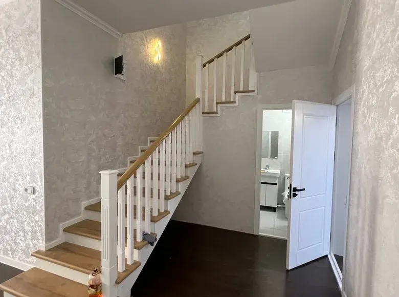Продаётся 5-комнатный дом, 110 м² — Бектемирский район