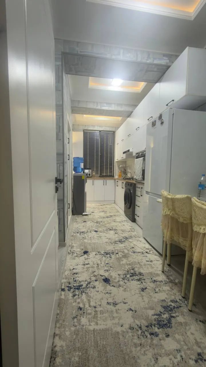 Сотилади 3 хонали квартира, 75 м², 9/12 қават — Янгиҳаёт тумани