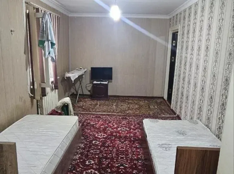 Сотилади 1 хонали квартира, 42 м², 1/5 қават — Чилонзор тумани