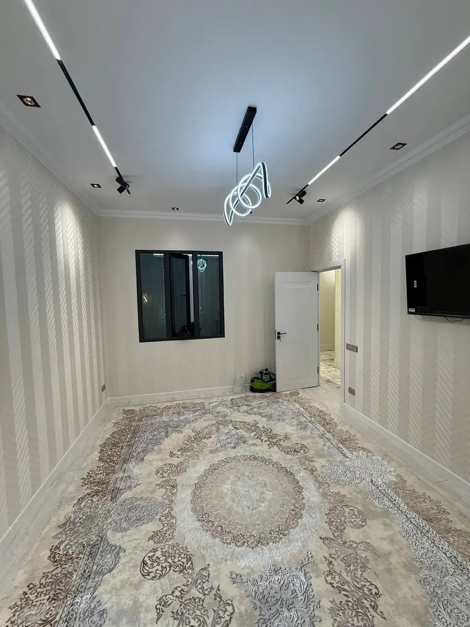 Сдаётся 2-комнатная квартира, 56 м², 1/9 этаж — Чиланзарский район