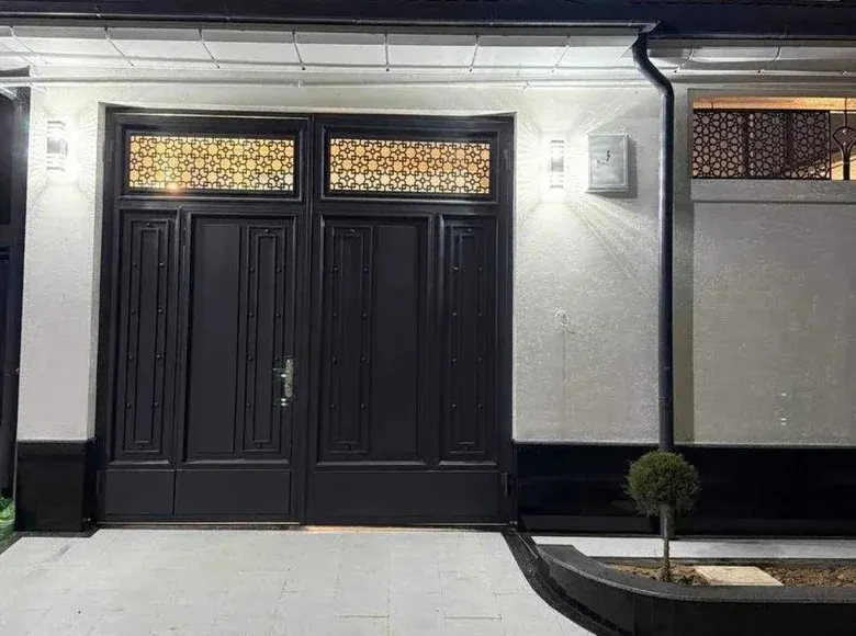 Сотилади 5 хонали ҳовли уй, 3 сотих, 220 м² — Сергели тумани