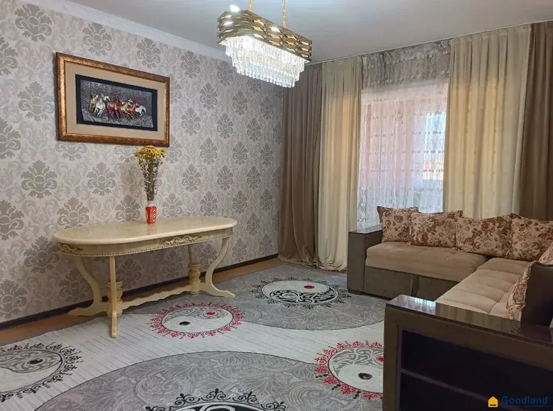 Продаётся 4-комнатная квартира, 110 м², 9/9 этаж — Мирабадский район