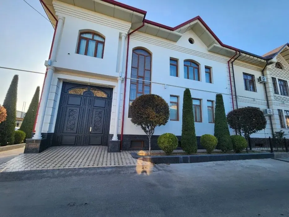 Ijaraga beriladi 7 xonali hovli uy, 4.4 sotix — Shayxontohur tumani