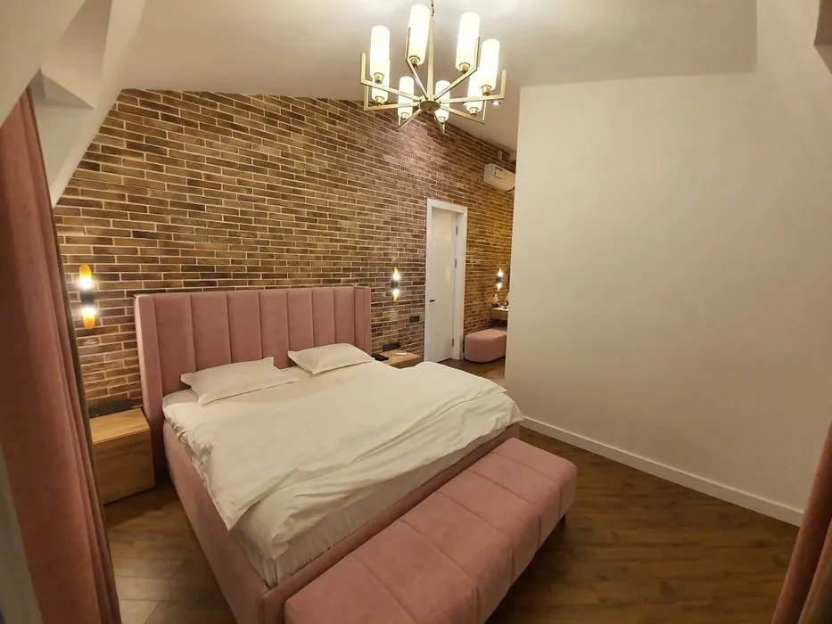 Ijaraga beriladi 6 xonali hovli uy, 135 m² — Mirobod tumani